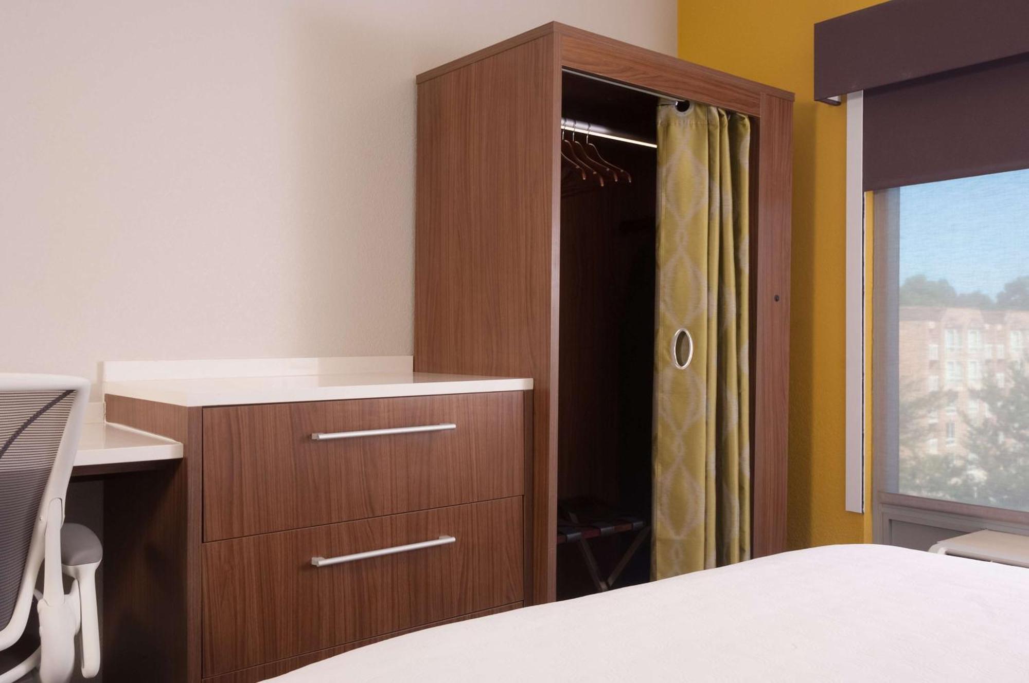 Home2 Suites By Hilton Atlanta Perimeter Center Дънууди Екстериор снимка