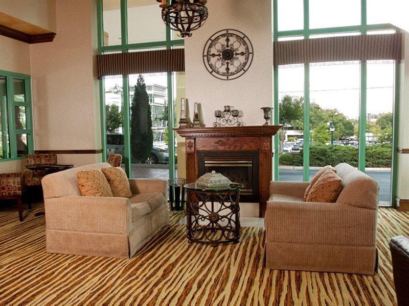 Home2 Suites By Hilton Atlanta Perimeter Center Дънууди Екстериор снимка