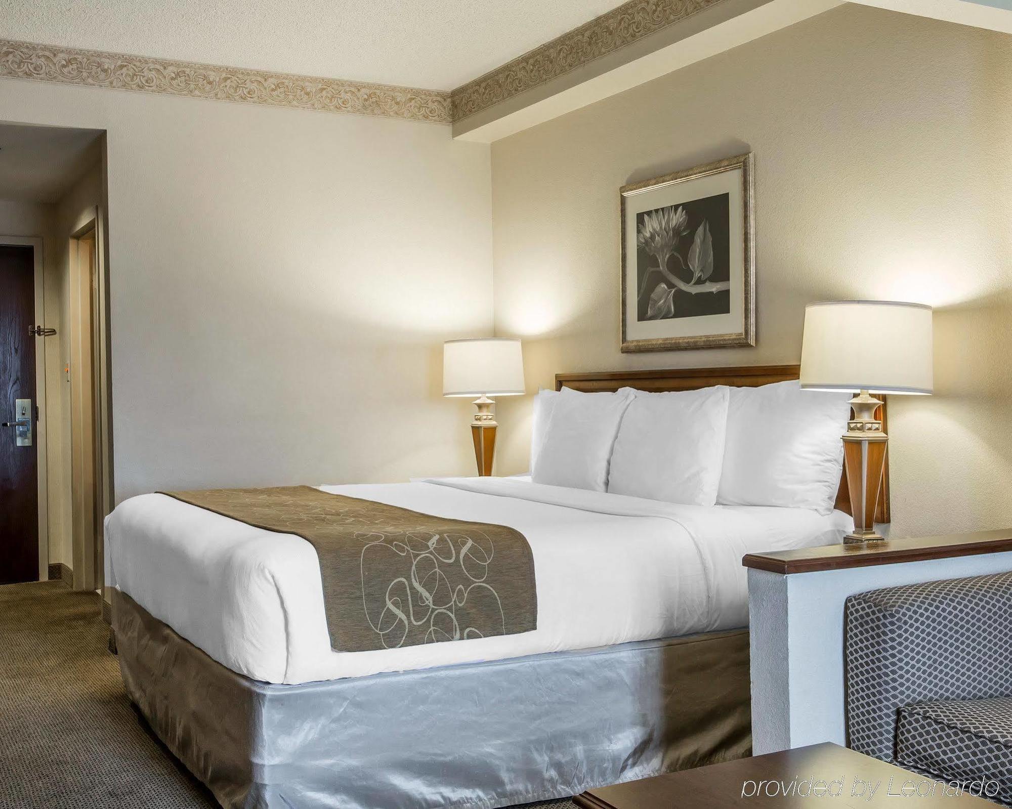 Home2 Suites By Hilton Atlanta Perimeter Center Дънууди Екстериор снимка